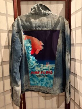 Custom Pink Floyd Oakland Coliseum 1977 Denim Jacket | Hand-Embellished Pins & P